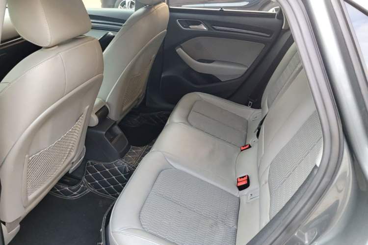 Used Audi A3 2020 Limousine 35 TFSI Fashion Edition China VI Emission Standard Left Rear Seat