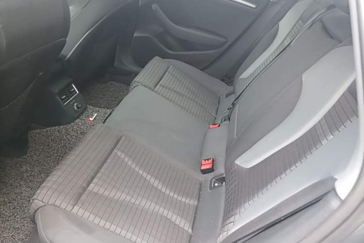 Used Audi A3 2020 Limousine 35 TFSI Sporty Version China VI Left Rear Seat