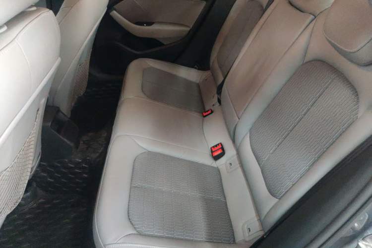 Used Audi A3 2020 Limousine 35 TFSI Fashion Edition China VI Emission Standard Left Rear Seat