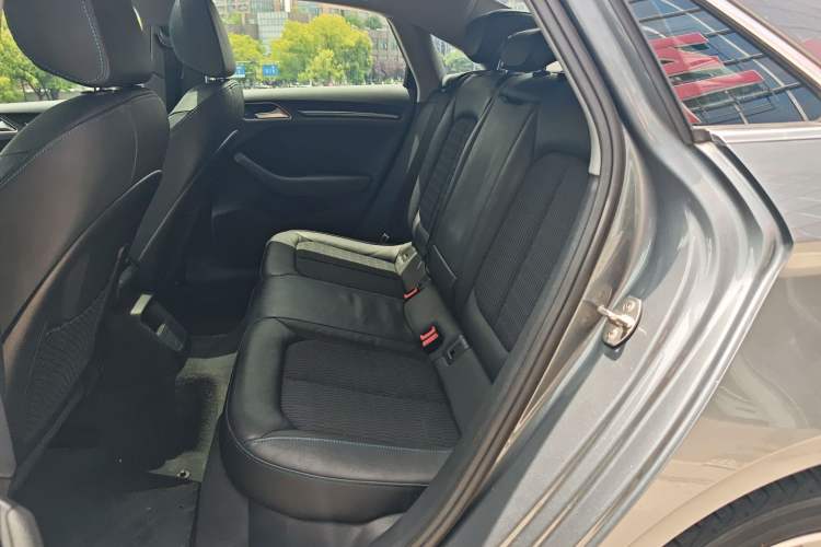 Used Audi A3 2020 Limousine 35 TFSI Fashion Edition China VI Emission Standard Left Rear Seat