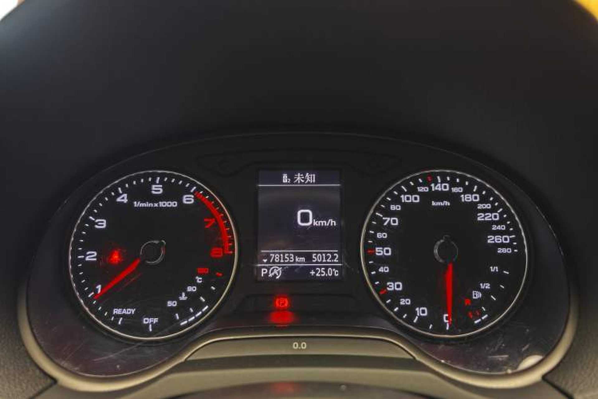 Used Audi A3 2020 Limousine 35 TFSI Ambition China VI Odometer Close Up