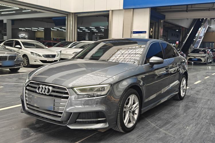 Used Audi A3 2020 Limousine 35 TFSI Fashion Edition China VI Emission Standard Guazi used car, China used car export, Used car for sale, Used cars, Cheapest cars for sale