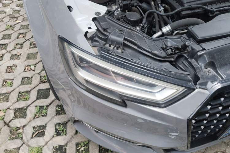 Used Audi A3 2020 Limousine 35 TFSI Fashion Edition China VI Emission Standard Right Front Headlight