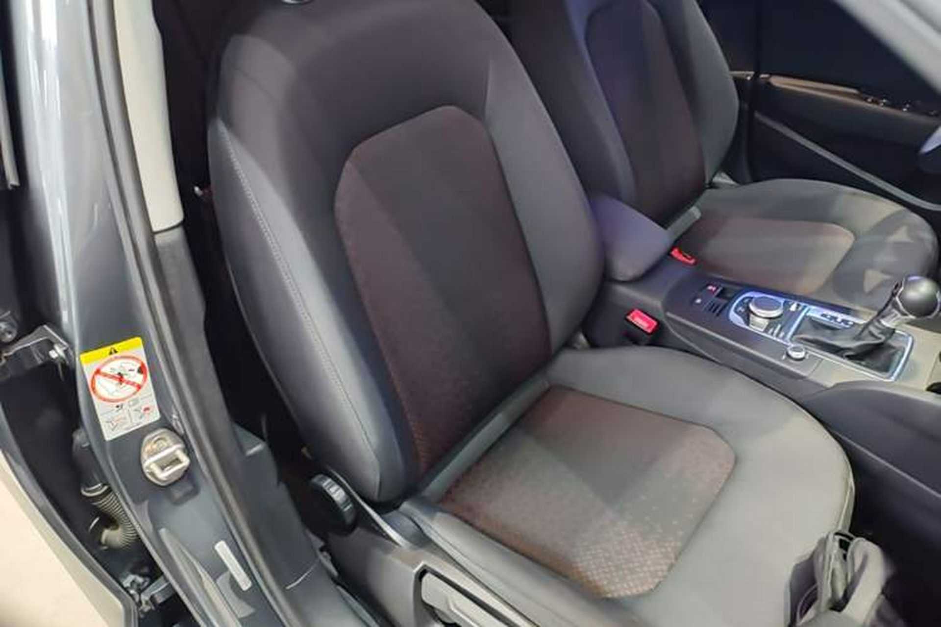Used Audi A3 2020 Limousine 35 TFSI Ambition China VI Right Front Seat