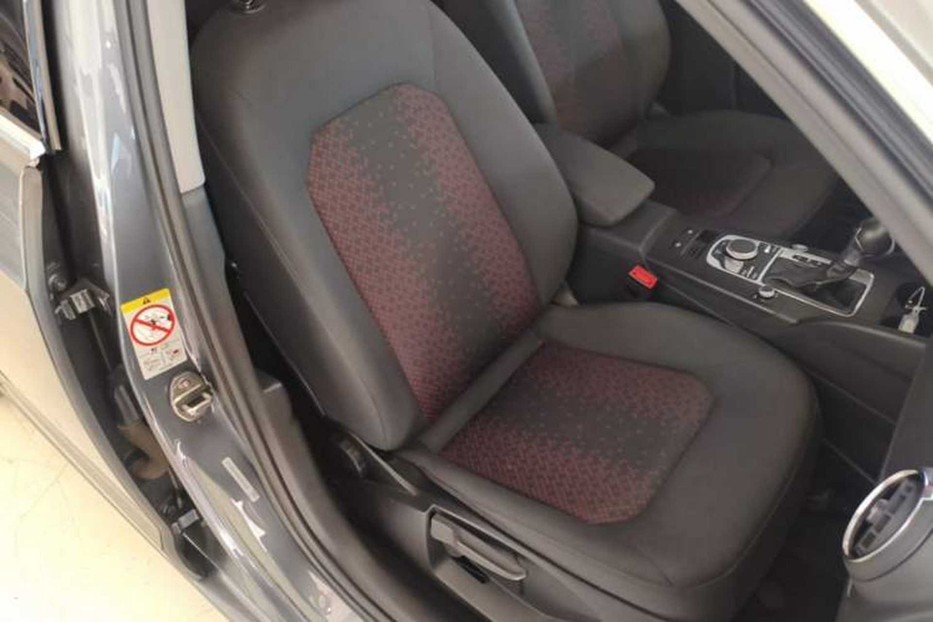 Used Audi A3 2020 Sportback 35 TFSI Ambition China VI Right Front Seat