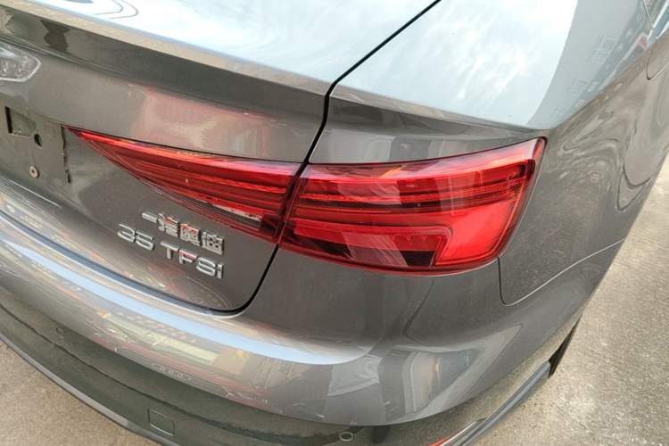Used Audi A3 2020 Limousine 35 TFSI Fashion Edition China VI Emission Standard Right Rear Taillight