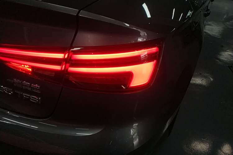 Used Audi A3 2020 Limousine 35 TFSI Fashion Edition China VI Emission Standard Right Rear Taillight