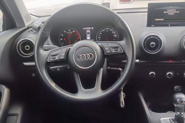 Used Audi A3 2020 Sportback 35 TFSI Ambition China VI Steering Wheel