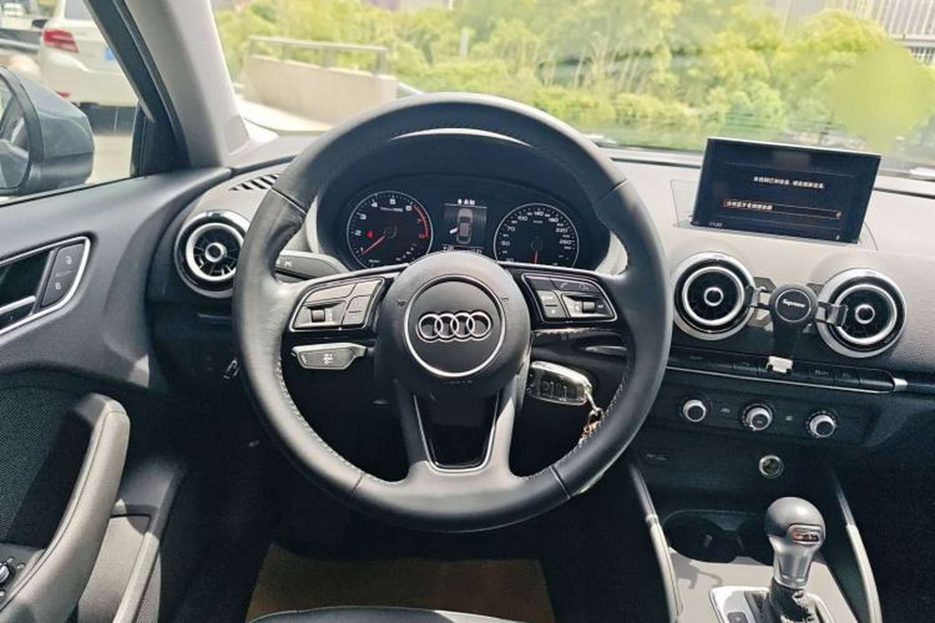 Used Audi A3 2020 Limousine 35 TFSI Fashion Edition China VI Emission Standard Steering Wheel