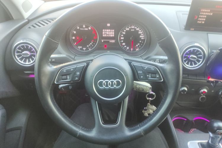 Used Audi A3 2020 Restyled Limousine 35 TFSI Ambition Version China VI Steering Wheel