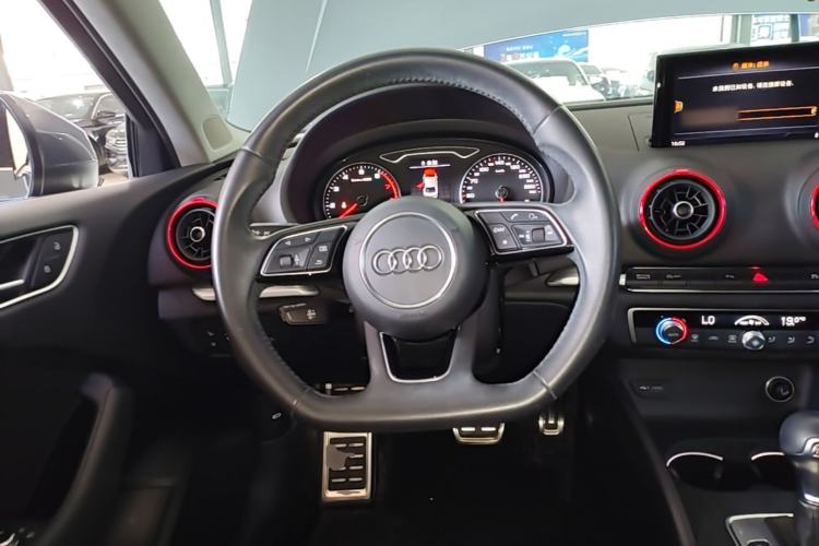 Used Audi A3 2020 Limousine 35 TFSI Sporty Version China VI Steering Wheel