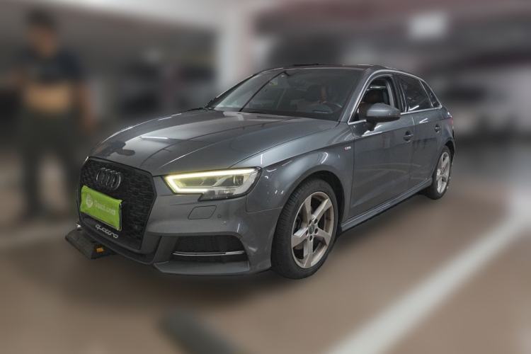 Used Audi A3 2020 Sportback 35 TFSI Fashion Edition China VI Emission Standard Guazi used car, China used car export, Used car for sale, Used cars, Cheapest cars for sale