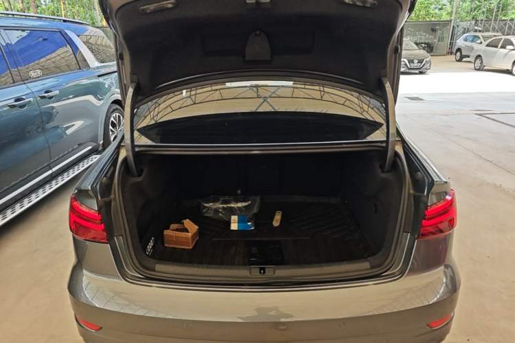 Used Audi A3 2020 Limousine 35 TFSI Fashion Edition China VI Emission Standard Trunk