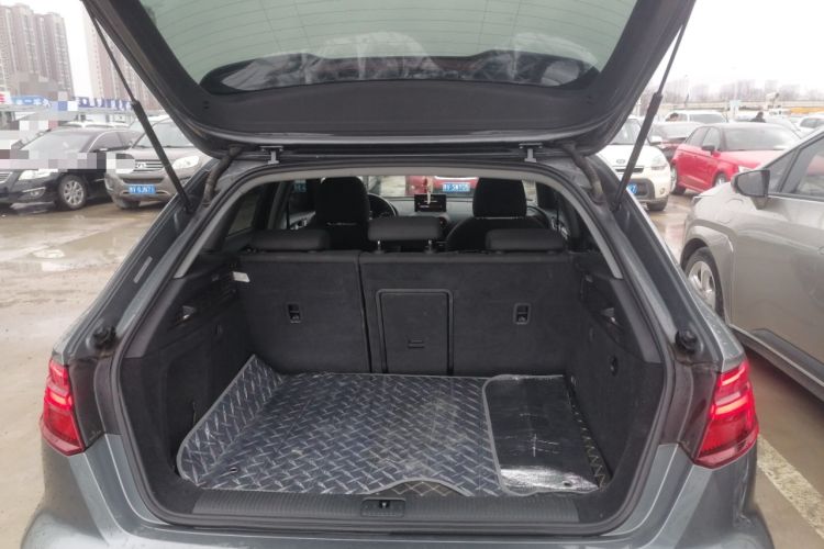 Used Audi A3 2020 Sportback 35 TFSI Sporty Model China VI Trunk