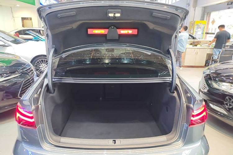 Used Audi A3 2020 Limousine 35 TFSI Ambition China VI Trunk
