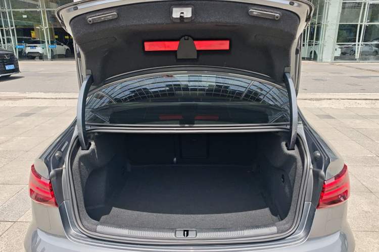 Used Audi A3 2020 Limousine 35 TFSI Fashion Edition China VI Emission Standard Trunk