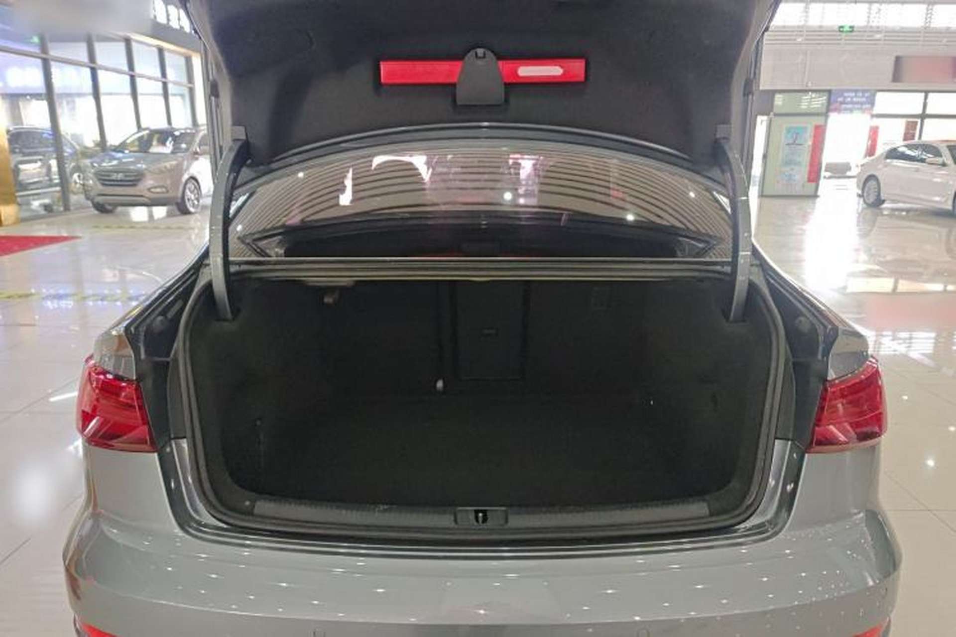 Used Audi A3 2020 Limousine 35 TFSI Sporty Version China VI Trunk