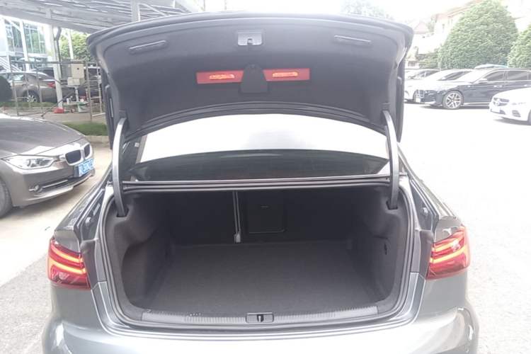 Used Audi A3 2020 Limousine 35 TFSI Fashion Edition China VI Emission Standard Trunk