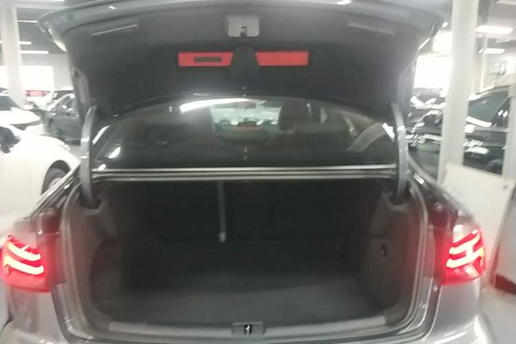 Used Audi A3 2020 Limousine 35 TFSI Fashion Edition China VI Emission Standard Trunk