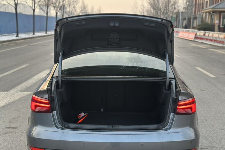 Used Audi A3 2020 Limousine 35 TFSI Fashion Edition China VI Emission Standard Trunk