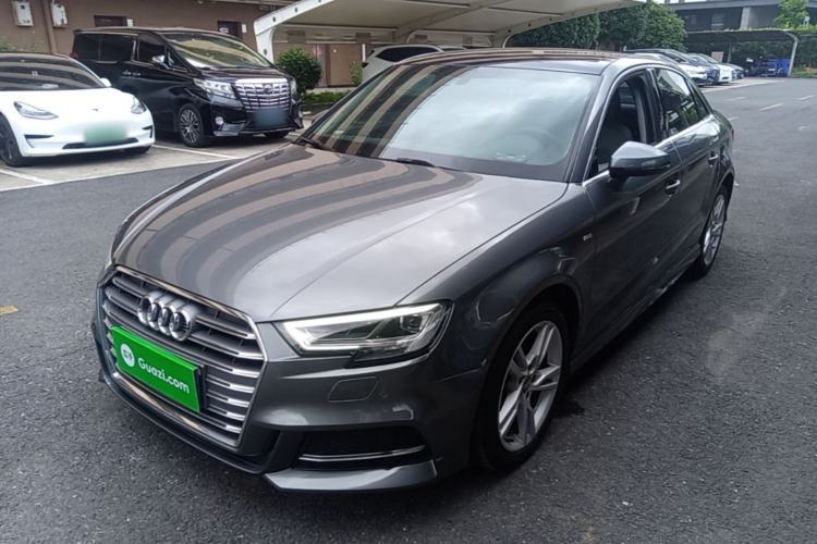 Used Audi A3 2020 Limousine 35 TFSI Fashion Edition China VI Emission Standard Guazi used car, China used car export, Used car for sale, Used cars, Cheapest cars for sale