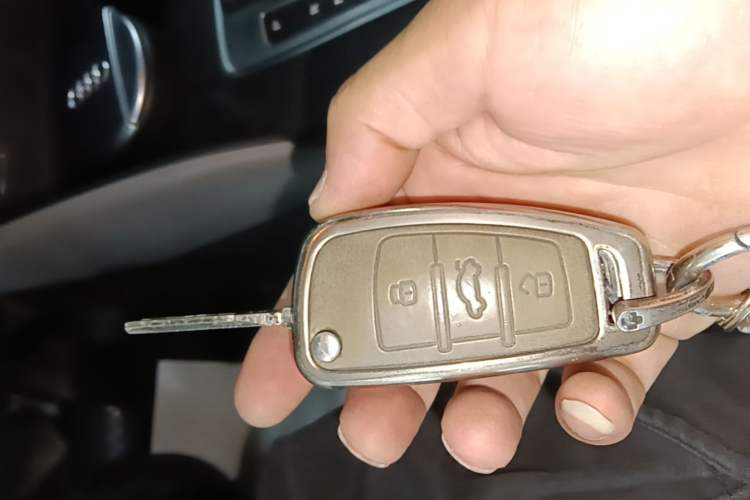 Used Audi A3 2020 Limousine 35 TFSI Fashion Edition China VI Emission Standard Vehicle Key