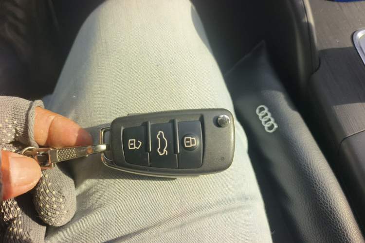 Used Audi A3 2020 Sportback 35 TFSI Sporty Model China VI Vehicle Key