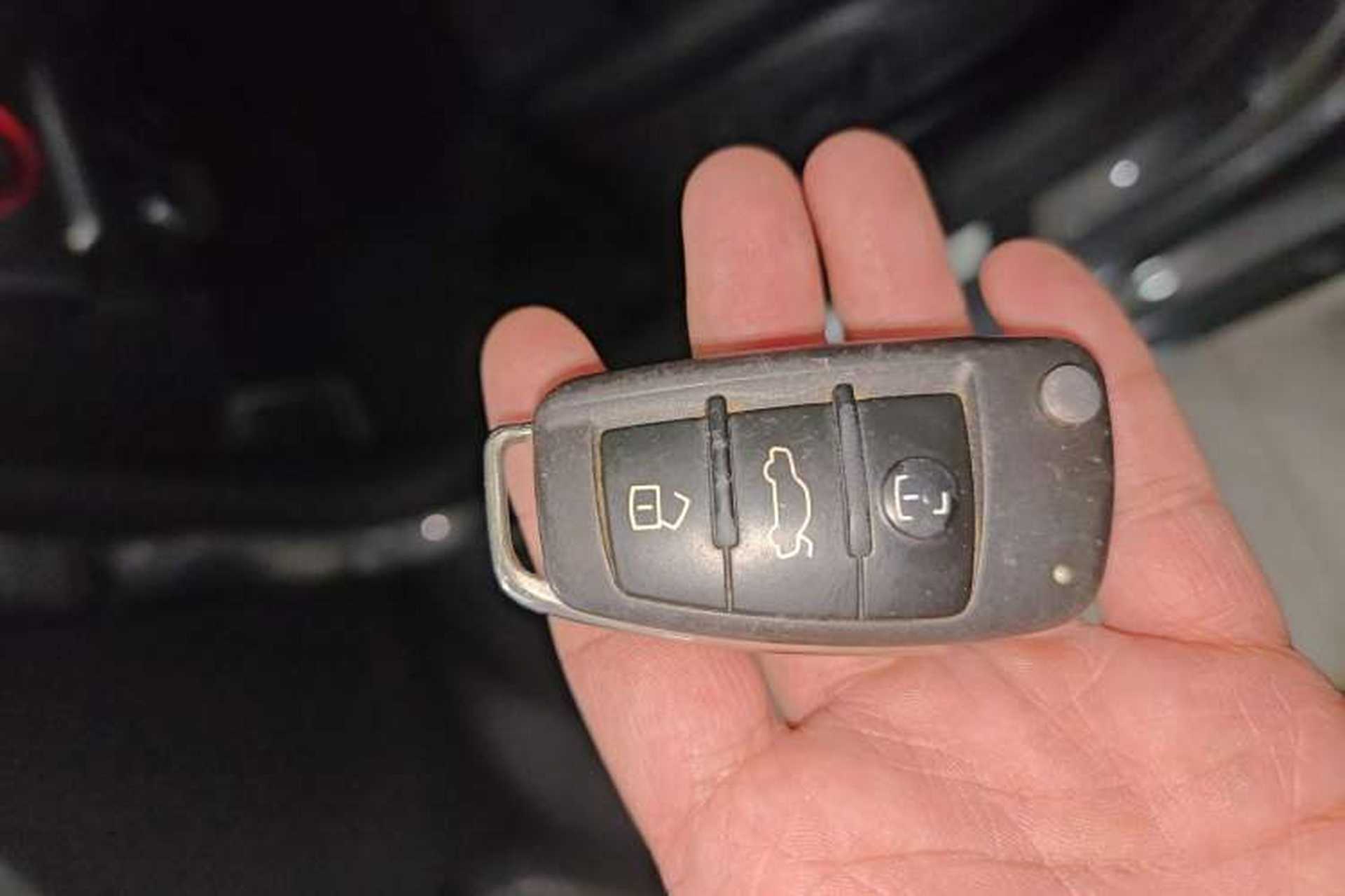 Used Audi A3 2020 Limousine 35 TFSI Sporty Version China VI Vehicle Key
