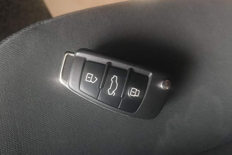 Used Audi A3 2020 Limousine 35 TFSI Ambition China VI Vehicle Key