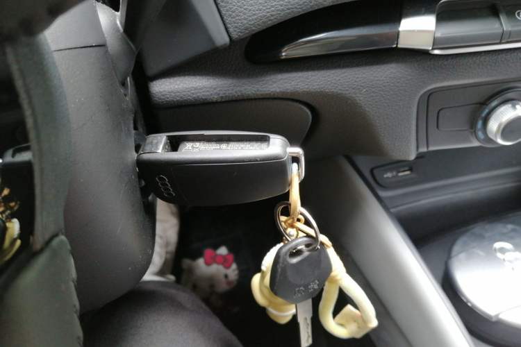 Used Audi A3 2020 Limousine 35 TFSI Fashion Edition China VI Emission Standard Vehicle Key