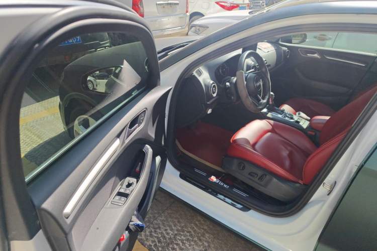 Used Audi A3 2020 Restyled Limousine 35 TFSI Ambition Version China VI Driver Seat