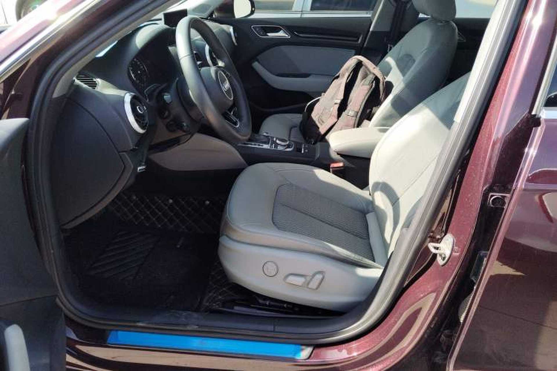 Used Audi A3 2020 Sportback 35 TFSI Fashion Edition China VI Emission Standard Left Front Seat