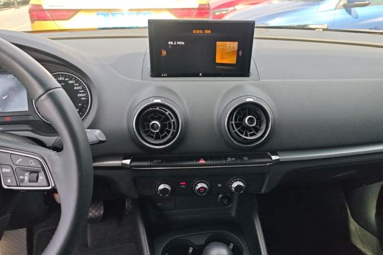 Used Audi A3 2020 Limousine 35 TFSI Ambition China VI Audio And AC Panel