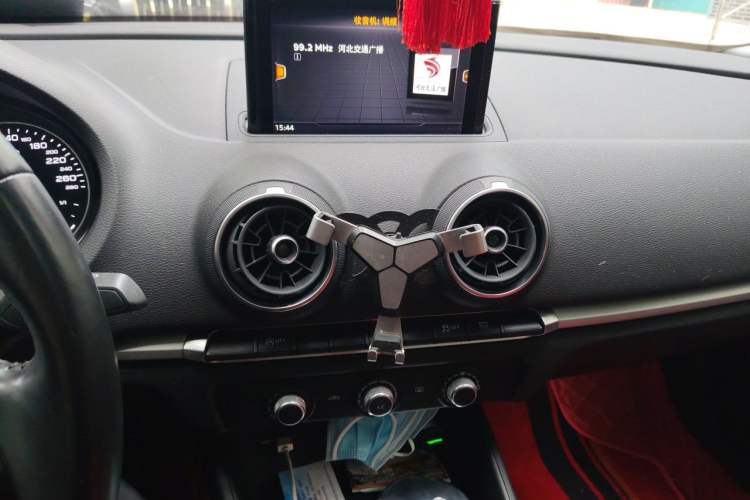 Used Audi A3 2020 Restyled Limousine 35 TFSI Ambition Version China VI Audio And AC Panel