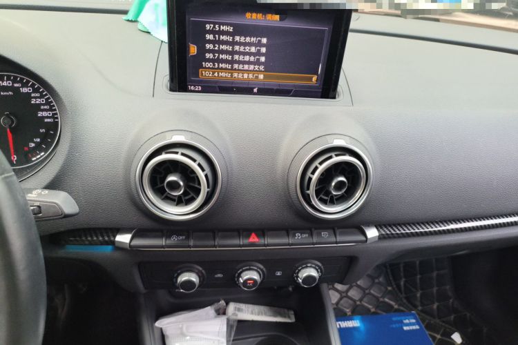 Used Audi A3 2020 Restyled Limousine 35 TFSI Ambition Version China VI Audio And AC Panel