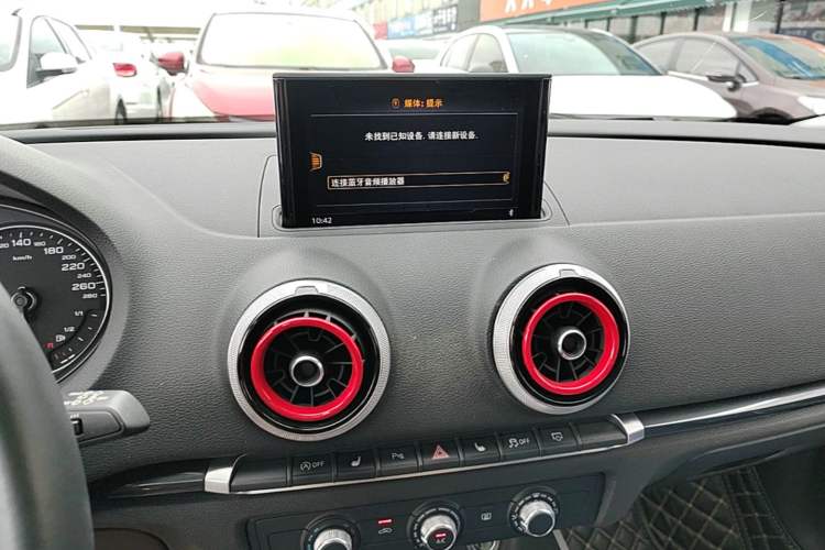 Used Audi A3 2020 Sportback 35 TFSI Fashion Edition China VI Emission Standard Audio And AC Panel