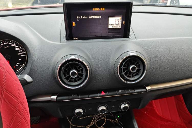 Used Audi A3 2020 Limousine 35 TFSI Ambition China VI Audio And AC Panel