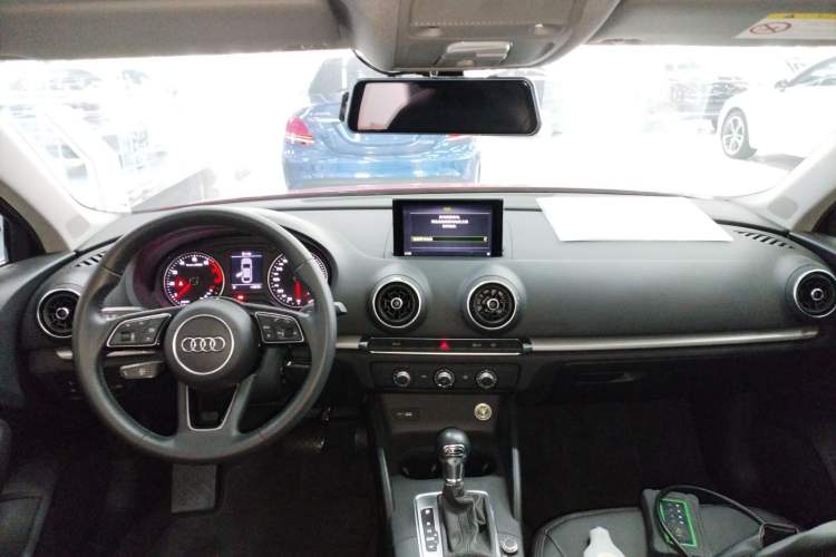 Used Audi A3 2020 Restyled Limousine 35 TFSI Ambition Version China VI Center Console