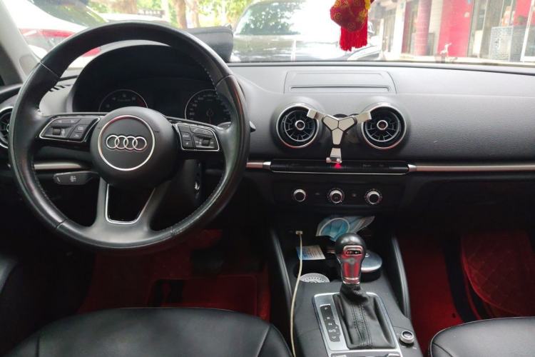 Used Audi A3 2020 Restyled Limousine 35 TFSI Ambition Version China VI Center Console