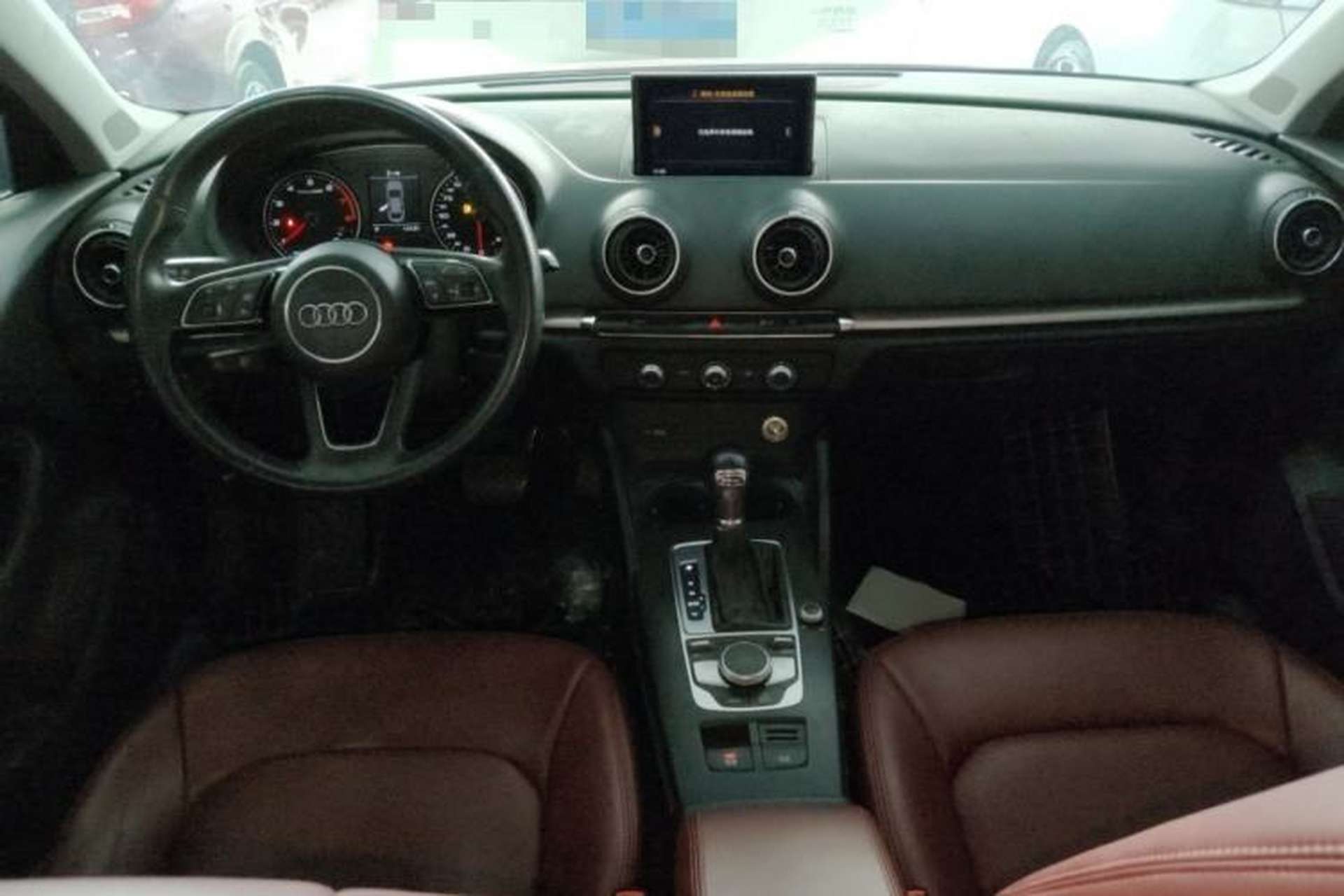 Used Audi A3 2020 Limousine 35 TFSI Ambition China VI Center Console
