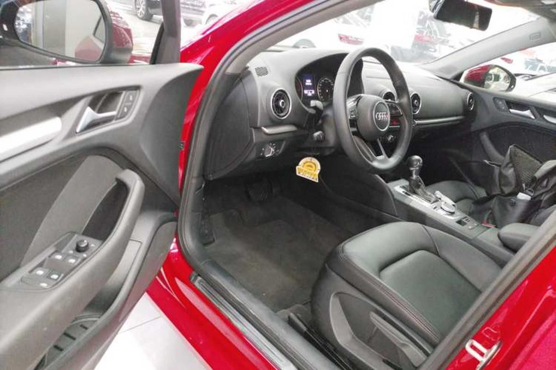 Used Audi A3 2020 Restyled Limousine 35 TFSI Ambition Version China VI Driver Seat