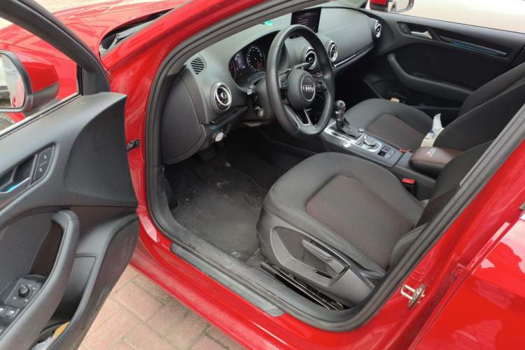 Used Audi A3 2020 Restyled Limousine 35 TFSI Ambition Version China VI Driver Seat