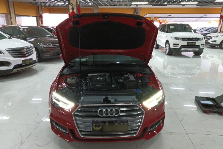 Used Audi A3 2020 Limousine 35 TFSI Fashion Edition China VI Emission Standard Engine Bay