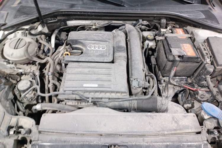 Used Audi A3 2020 Limousine 35 TFSI Ambition China VI Engine Bay