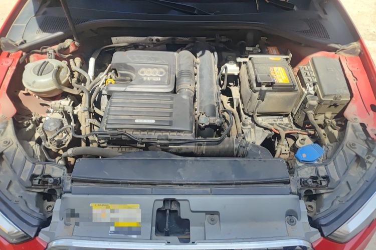 Used Audi A3 2020 Sportback 35 TFSI Fashion Edition China VI Emission Standard Engine Bay