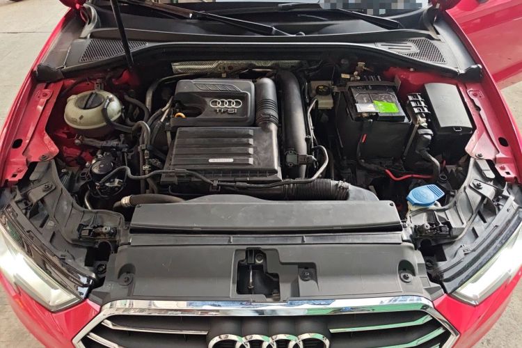 Used Audi A3 2020 Limousine 35 TFSI Ambition China VI Engine Bay
