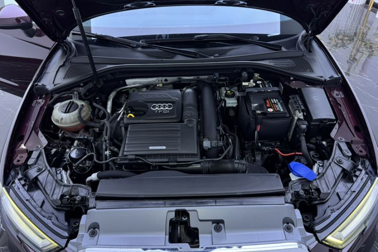 Used Audi A3 2020 Sportback 35 TFSI Sporty Model China VI Engine Bay