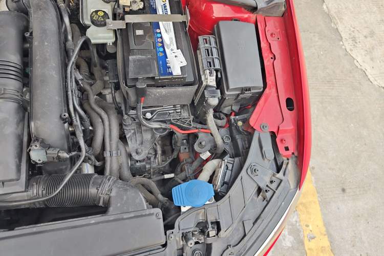 Used Audi A3 2020 Limousine 35 TFSI Fashion Edition China VI Emission Standard Engine Bay Left