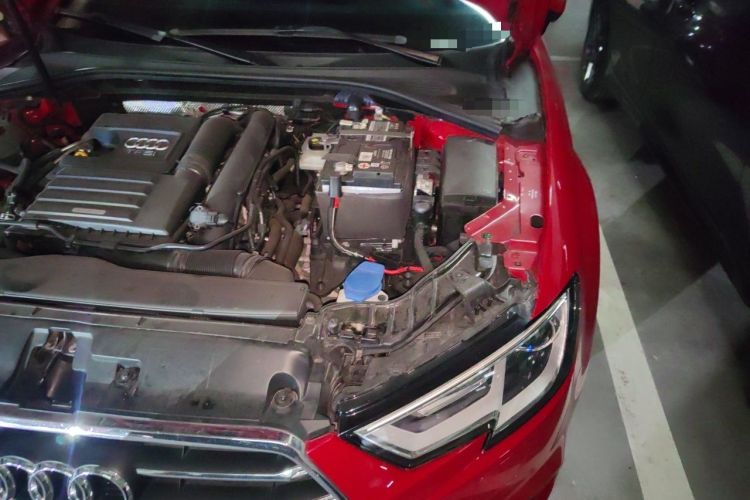 Used Audi A3 2020 Limousine 35 TFSI Ambition China VI Engine Bay Left
