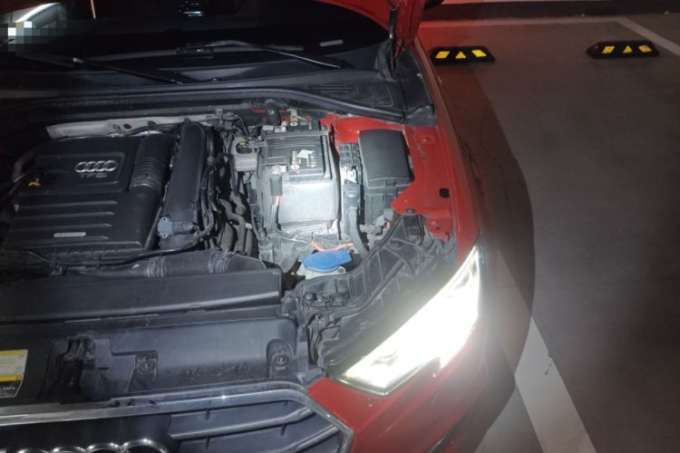 Used Audi A3 2020 Limousine 35 TFSI Ambition China VI Engine Bay Left